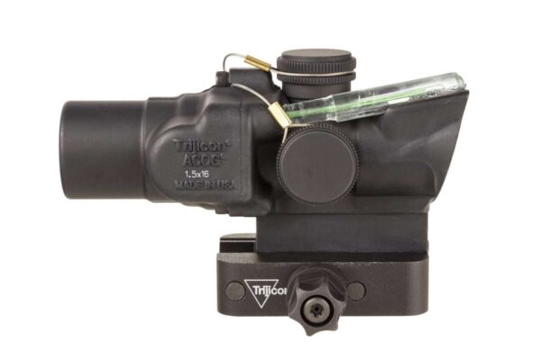 TRIJICON 1.5x16S COMPACT ACOG SCOPE DUAL ILLUMINATED GREEN RING 2MOA CENTER DOT W/ Q-LOC MOUNT RIGHT SIDE VIEW