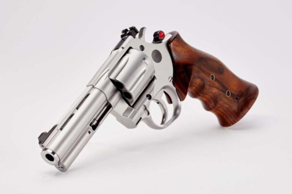 KORTH SILVER MONGOOSE 4" SILVER DLC .357 MAGNUM LEFT SIDE VIEW FRONT ANGLE