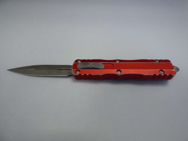 MICROTECH DIRAC DOUBLE EDGE DISTRESSED RED APOCALYPTIC STANDARD LABEL