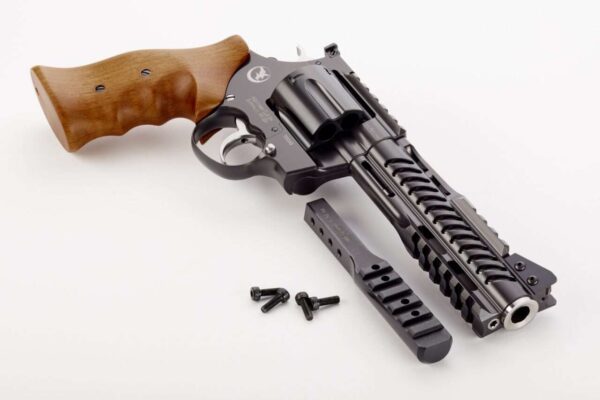 NIGHTHAWK KORTH NXR 6" .44MAG RIGHT SIDE VIEW LAYING FLAT WITH WEIGHT