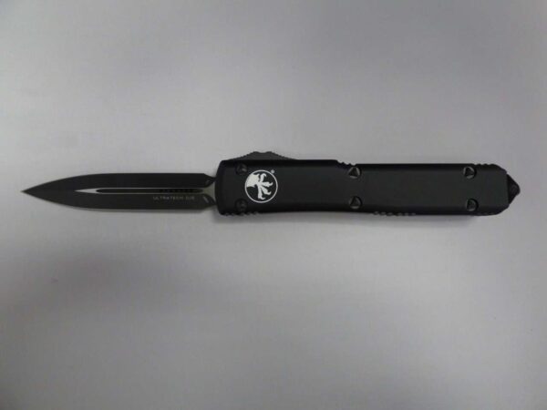 ut de blk tac right
