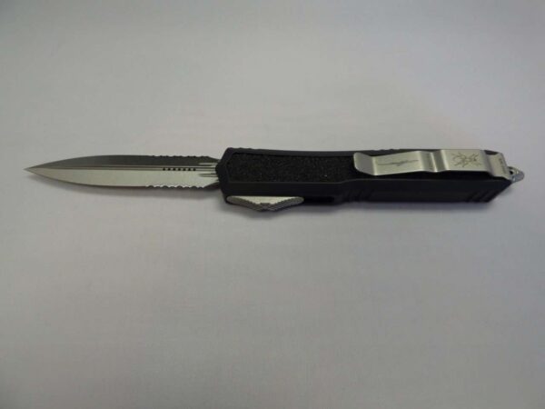 MICROTECH MAKORA DOUBLE EDGE SIGNATURE SERIES STONEWASH PARTIAL SERRATED NICKEL BORON INTERNALS CLIP SIDE