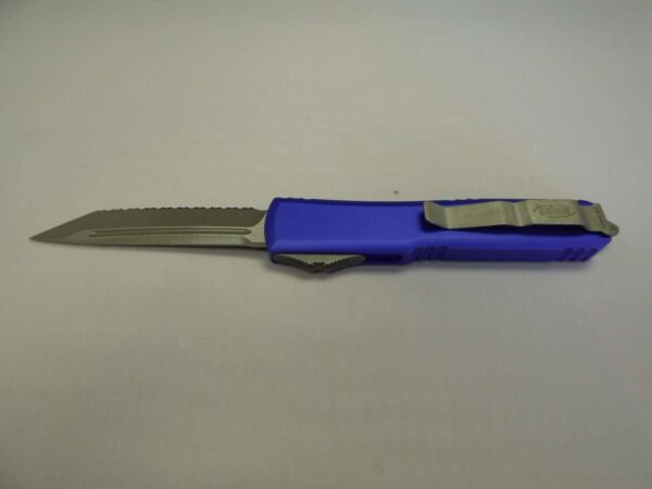MICROTECH ULTRATECH TANTO EDGE PURPLE APOCALYPTIC FULL SERRATED EDGE UP