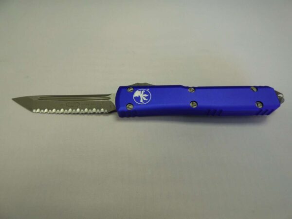 MICROTECH ULTRATECH TANTO EDGE PURPLE APOCALYPTIC FULL SERRATED EDGE DOWN