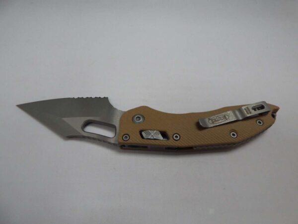 MICROTECH STITCH RAM-LOK SINGLE EDGE FLUTED G-10 TAN APOCALYPTIC PARTIAL SERRATED EDGE UP