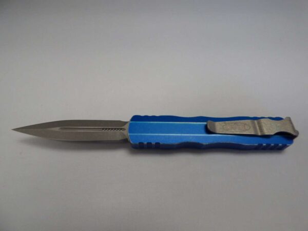 MICROTECH DIRAC DOUBLE EDGE DISTRESSED BLUE APOCALYPTIC STANDARD CLIP SIDE