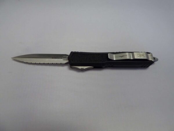MICROTECH MAKORA DOUBLE EDGE SIGNATURE SERIES STONEWASH FULL SERRATED NICKEL BORON INTERNALS CLIP SIDE BLADE OUT
