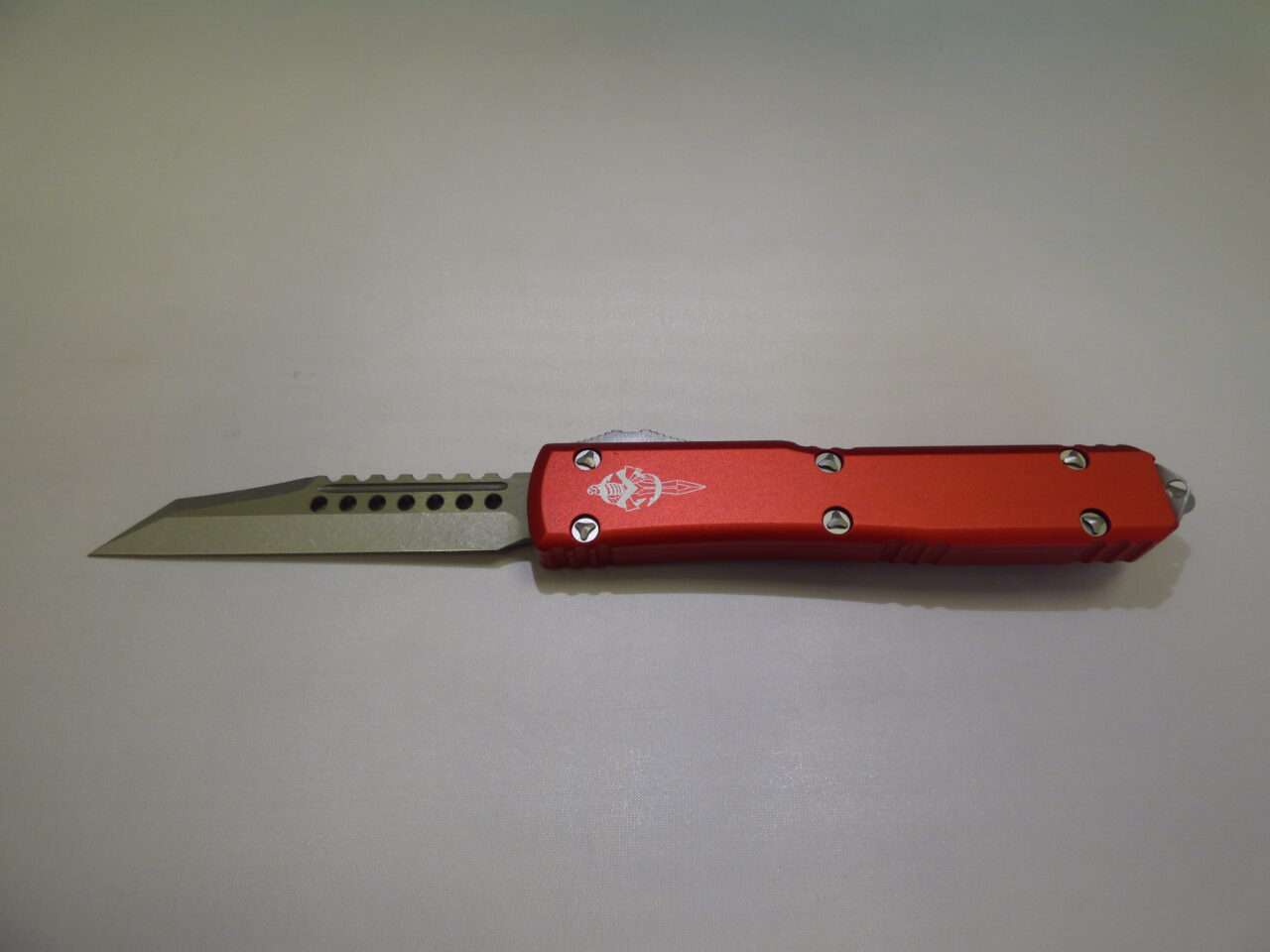 MICROTECH ULTRATECH WARHOUND SIGNATURE SERIES RED STONEWASH STANDARD LABEL