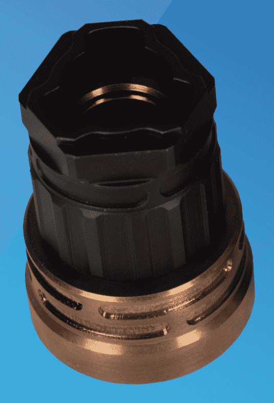 Q ERECT9R THREE-WAY MOUNT BLACK VERTICAL VIEW