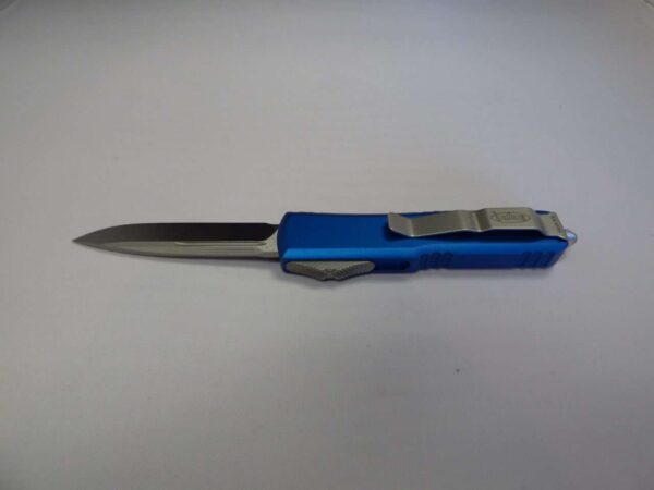 MICROTECH UTX85 SINGLE EDGE BLUE SATIN STANDARD SILVER HARDWARE BLADE OUT CLIP SIDE