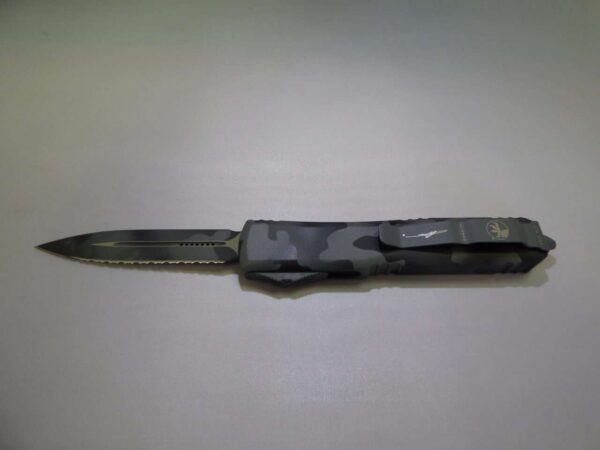 MICROTECH ULTRATECH DOUBLE EDGED SIGNATURE SERIES URBAN CAMO FULL SERRATED SERRATIONS DOWN