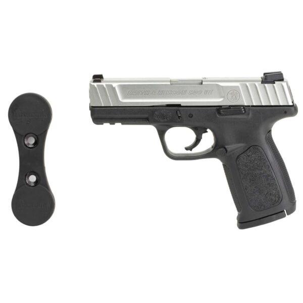 SMITH & WESSON SD9VE STANDARD MAGNET BUNDLE 9MM LEFT SIDE VIEW WITH MAGNET
