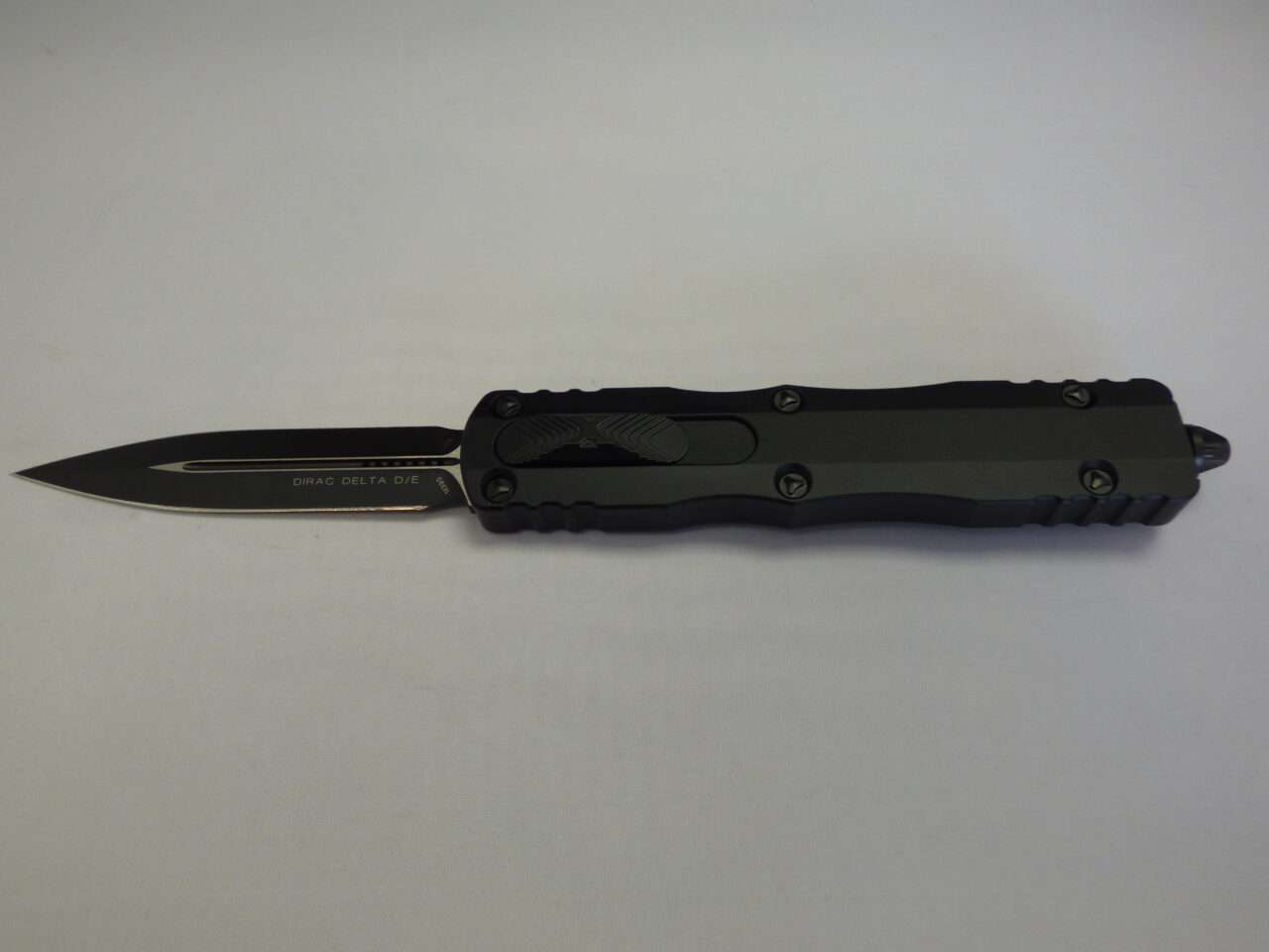 MICROTECH DIRAC DELTA DOUBLE EDGE TACTICAL STANDARD LABEL