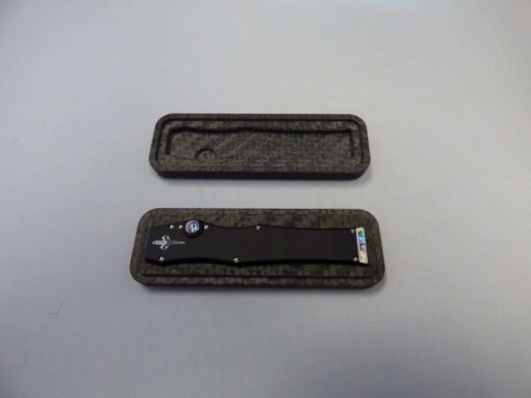 Microtech halo iii mini marfione custom closed in dry carbon fiber case open